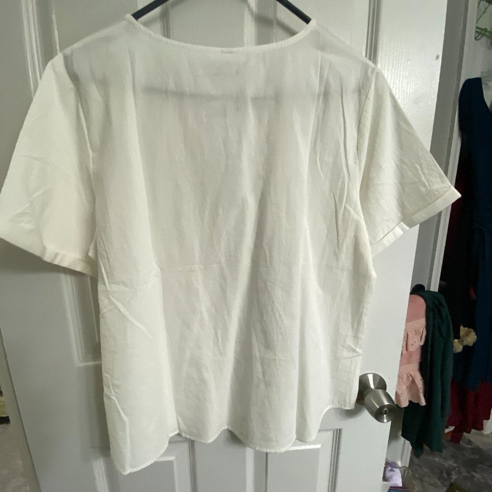 NWT easy care Pull over white short sleeve blouse w Embroidery-XL - Picture 8 of 12